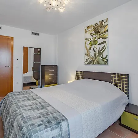 Apartman Townhouse Paraiso 2 *